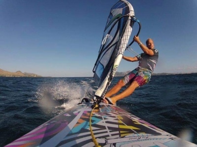 Fabian windsurfing on Mallorca